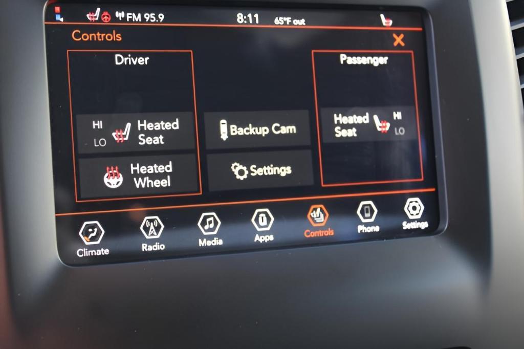 used 2019 Jeep Cherokee car, priced at $15,314