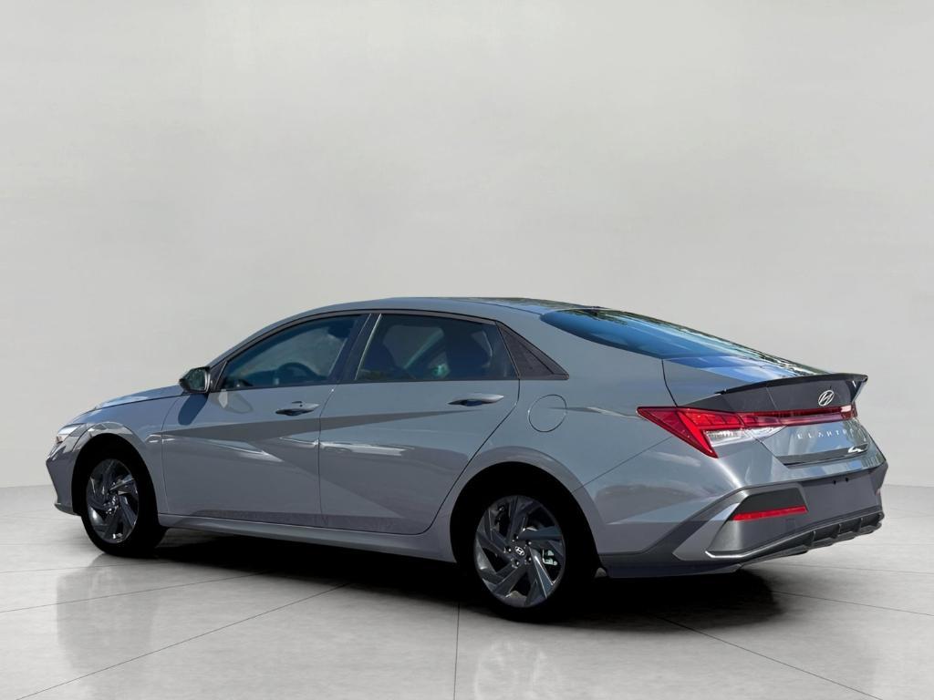 new 2026 Hyundai ELANTRA HEV car, priced at $28,526