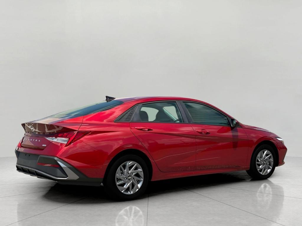 new 2025 Hyundai ELANTRA HEV car, priced at $27,101