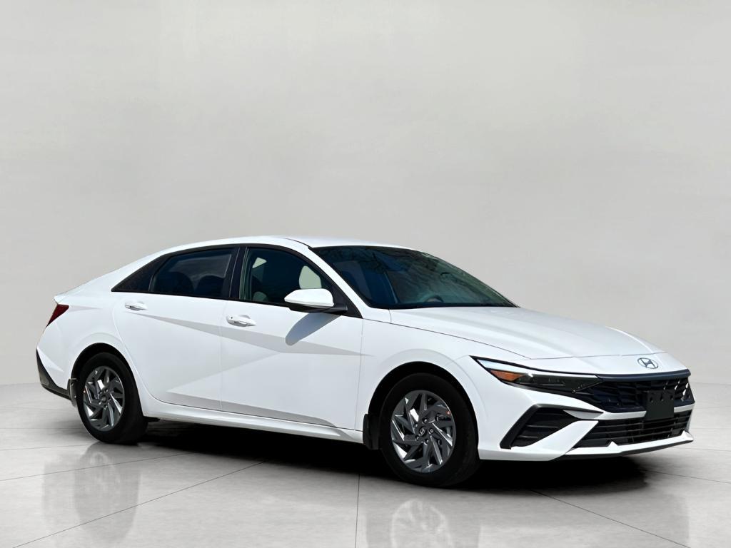 new 2025 Hyundai ELANTRA HEV car, priced at $27,805