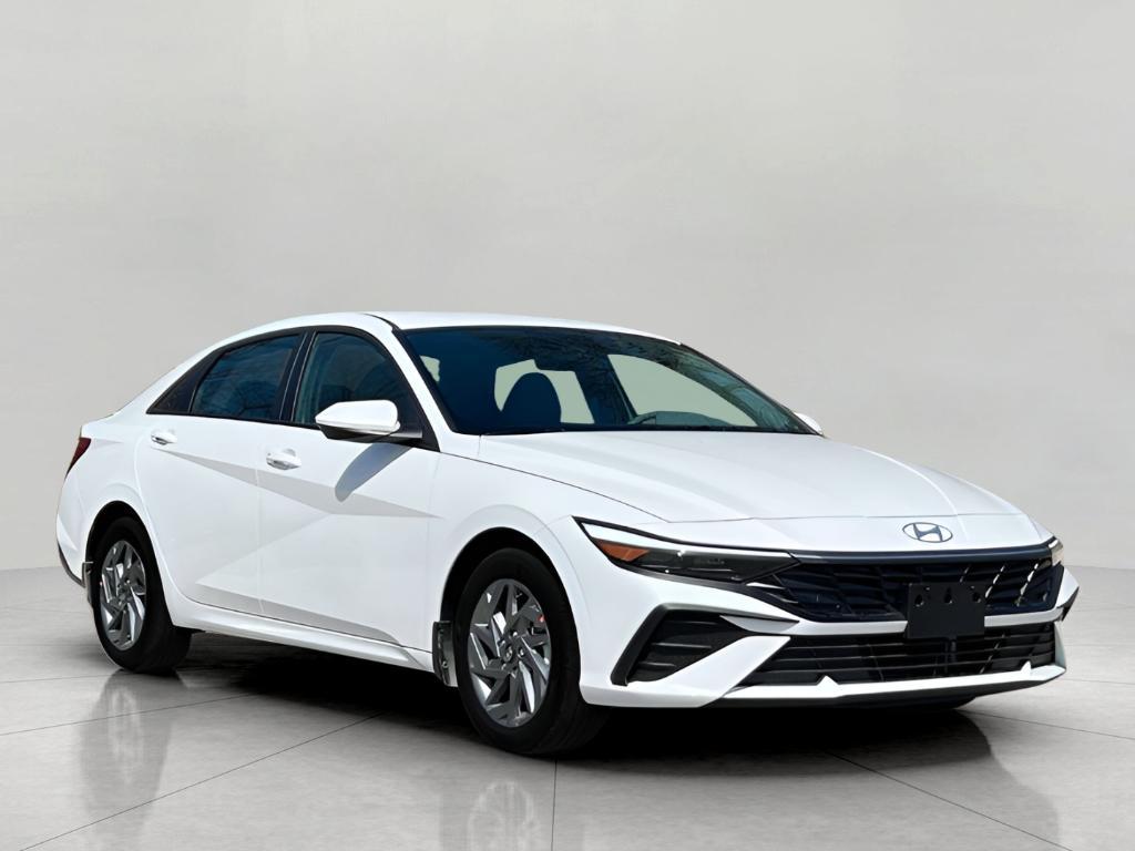 new 2025 Hyundai ELANTRA HEV car, priced at $27,805
