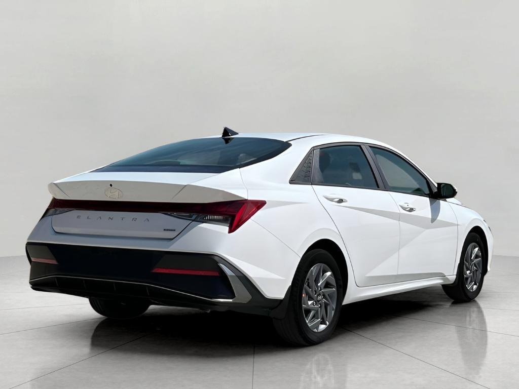 new 2025 Hyundai ELANTRA HEV car, priced at $27,805