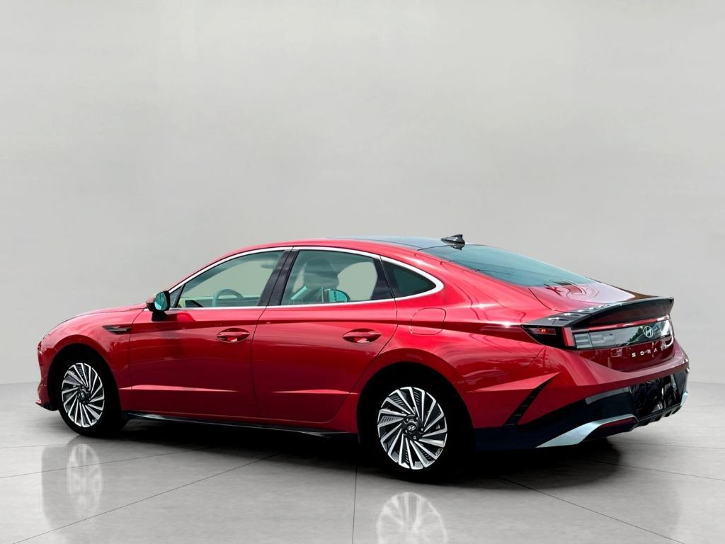 new 2025 Hyundai Sonata Hybrid car, priced at $38,091