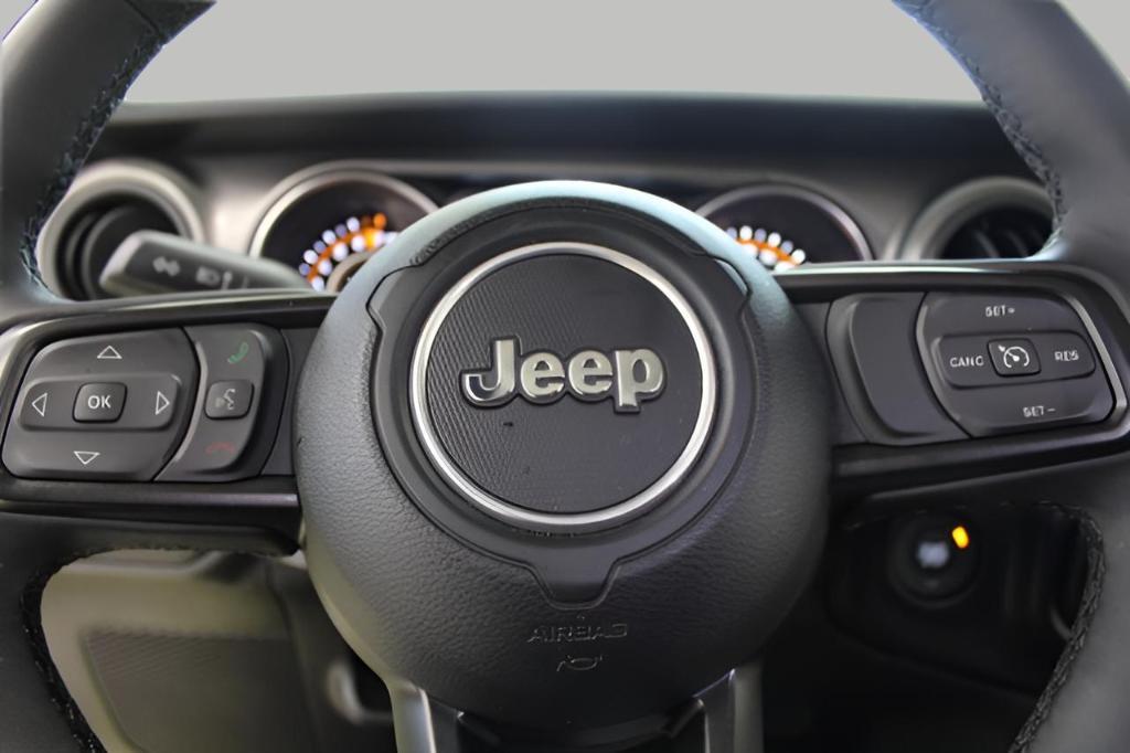 used 2023 Jeep Gladiator car, priced at $33,249