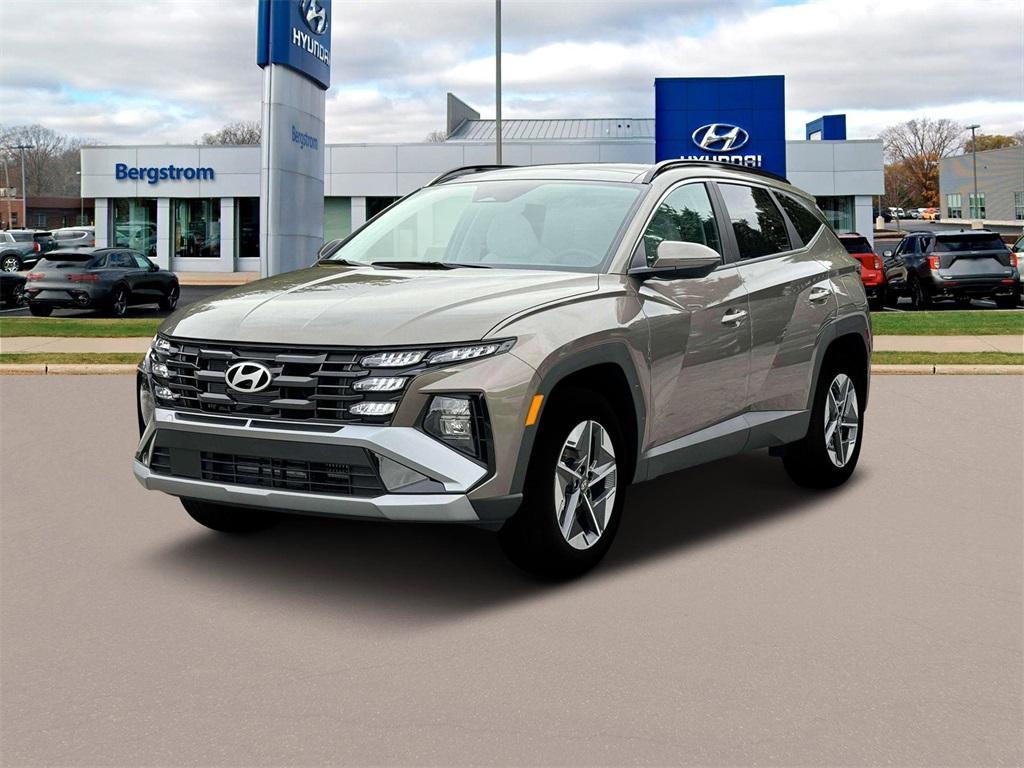 new 2025 Hyundai TUCSON Hybrid car, priced at $37,108