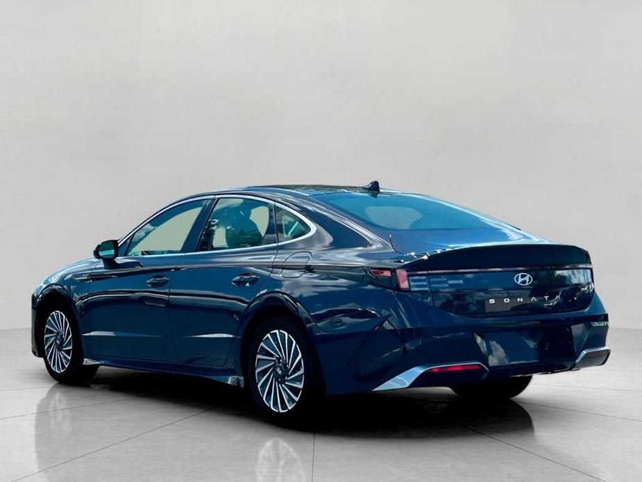 new 2024 Hyundai Sonata Hybrid car, priced at $31,191