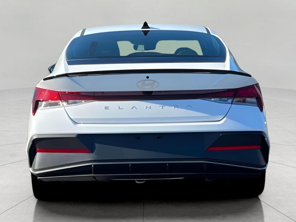 new 2025 Hyundai Elantra car, priced at $24,886