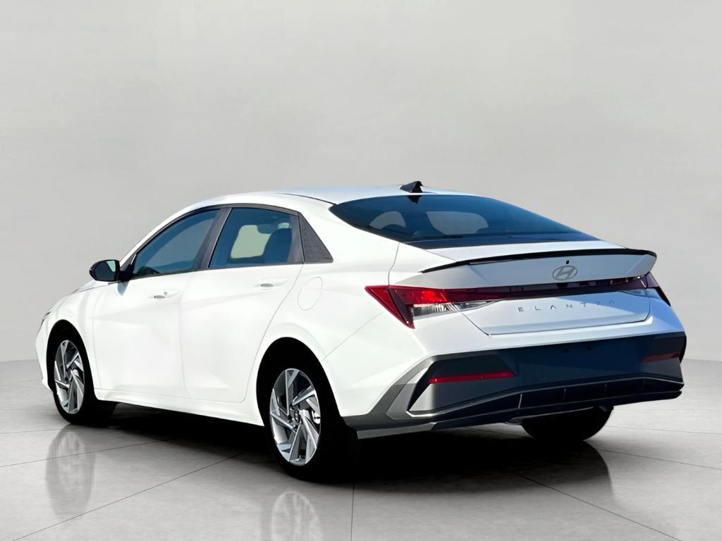 new 2025 Hyundai Elantra car, priced at $24,886
