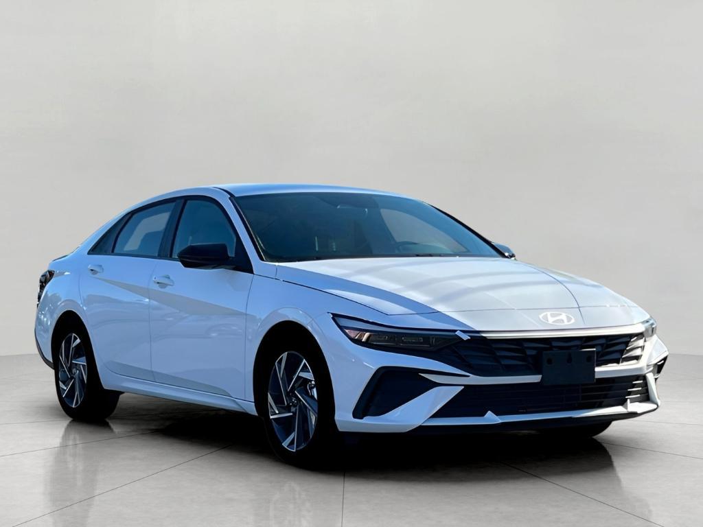 new 2025 Hyundai Elantra car, priced at $24,886