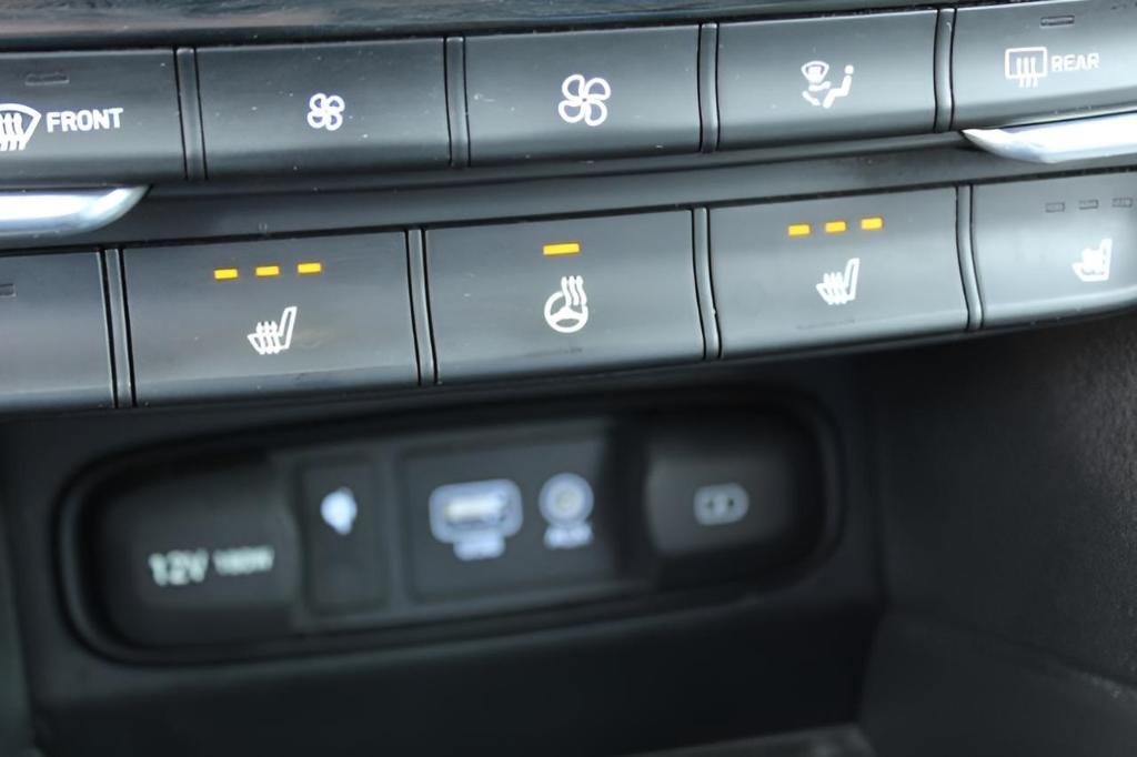 used 2020 Hyundai Santa Fe car, priced at $16,358