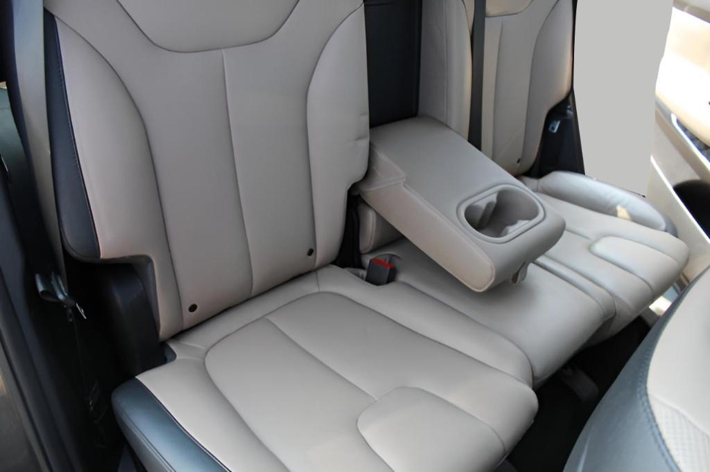 used 2020 Hyundai Santa Fe car, priced at $16,358
