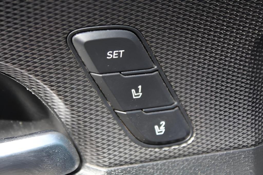 used 2020 Hyundai Santa Fe car, priced at $16,358