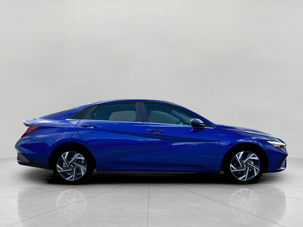 new 2025 Hyundai Elantra car, priced at $25,731