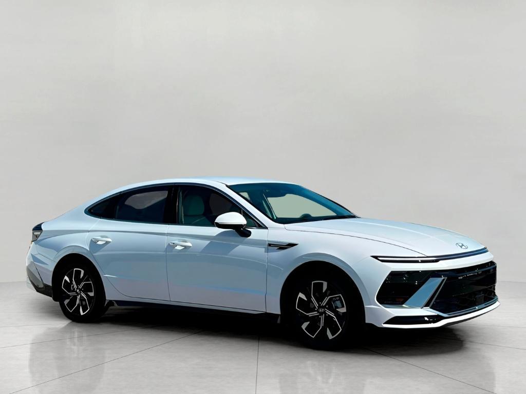 new 2025 Hyundai Sonata car, priced at $29,128
