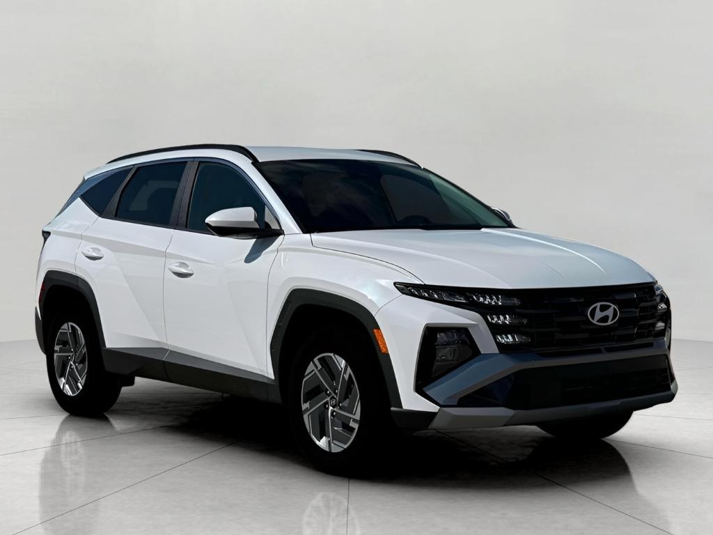 new 2025 Hyundai TUCSON Hybrid car, priced at $34,926