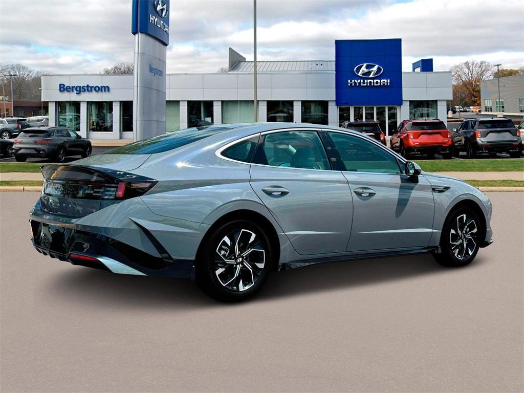 new 2025 Hyundai Sonata car, priced at $28,616