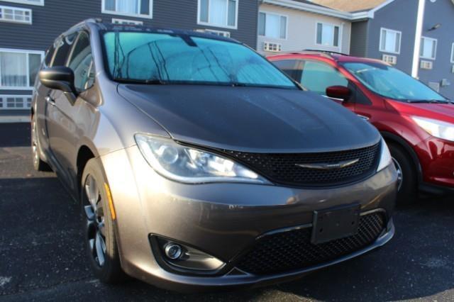 used 2018 Chrysler Pacifica car, priced at $16,449