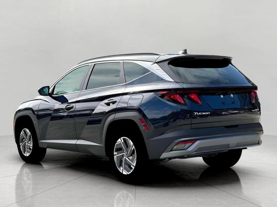 new 2025 Hyundai Tucson Hybrid car, priced at $33,303