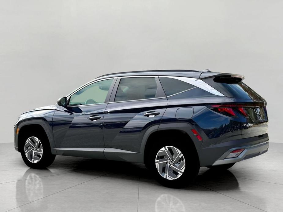 new 2025 Hyundai Tucson Hybrid car, priced at $33,303