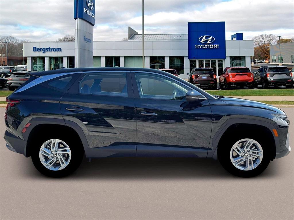 new 2026 Hyundai Tucson car, priced at $32,176