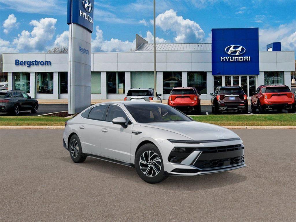 new 2026 Hyundai Sonata Hybrid car, priced at $30,532