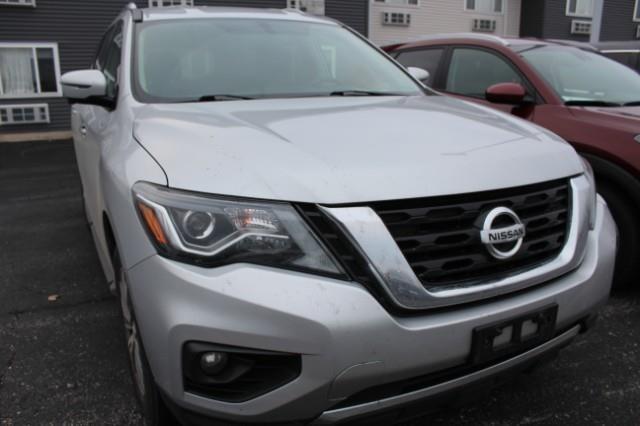 used 2019 Nissan Pathfinder car, priced at $14,998