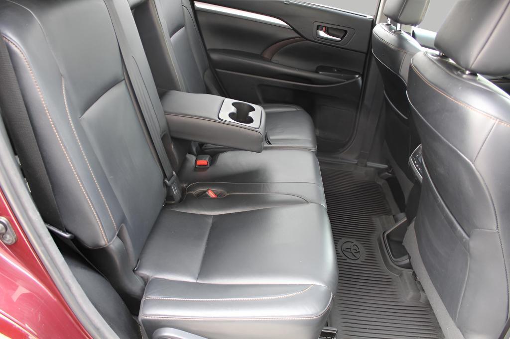 used 2018 Toyota Highlander car, priced at $18,803