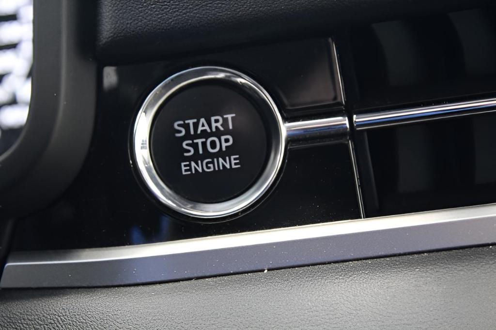 used 2022 Mitsubishi Outlander car, priced at $21,239