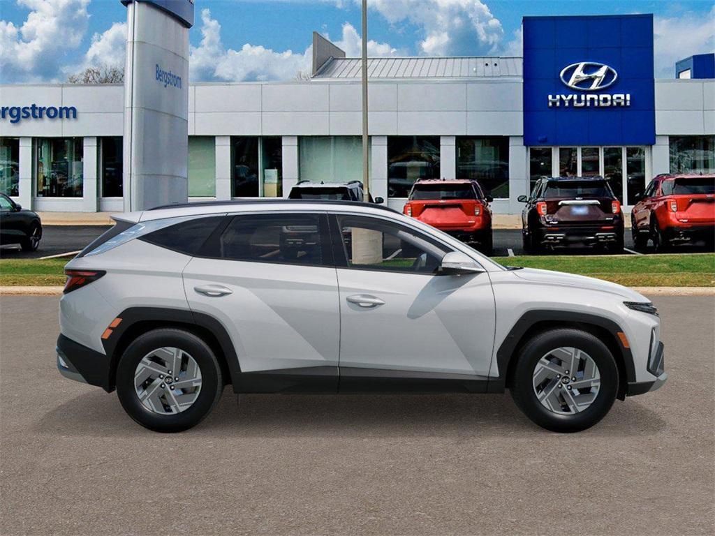 new 2025 Hyundai TUCSON Hybrid car, priced at $34,661