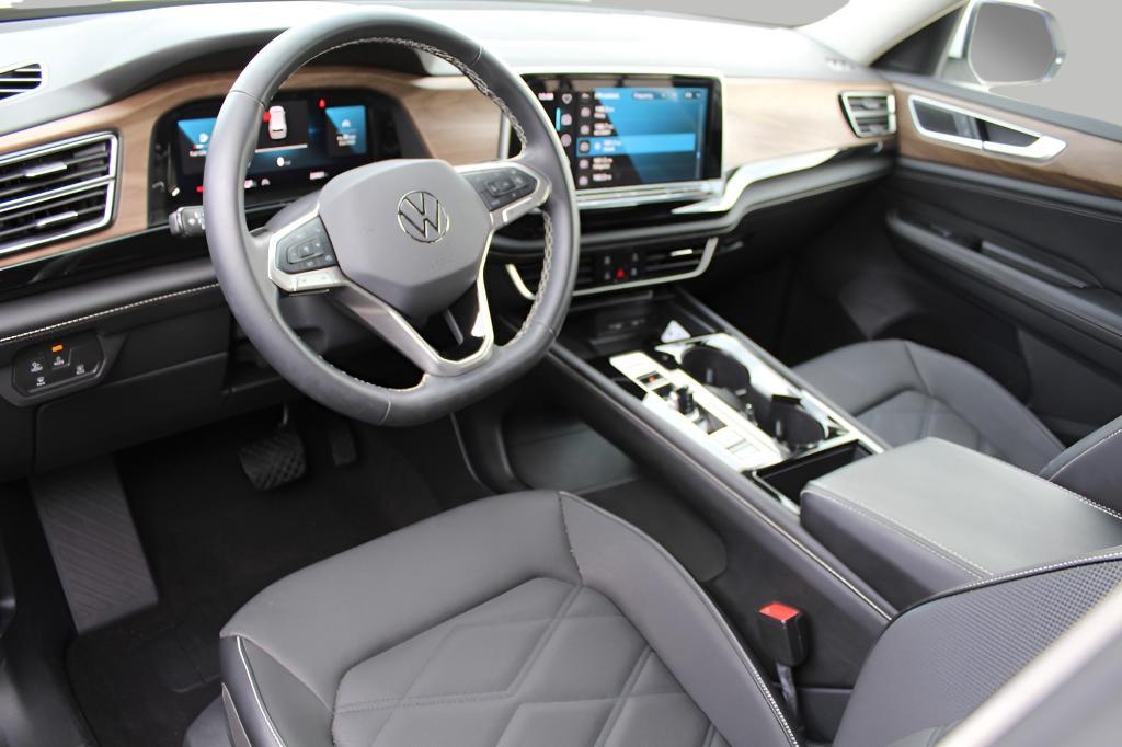 used 2024 Volkswagen Atlas car, priced at $32,346