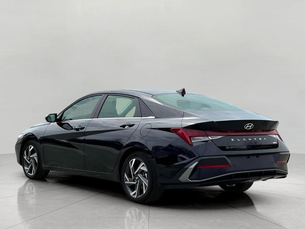 new 2025 Hyundai Elantra HEV car, priced at $30,615