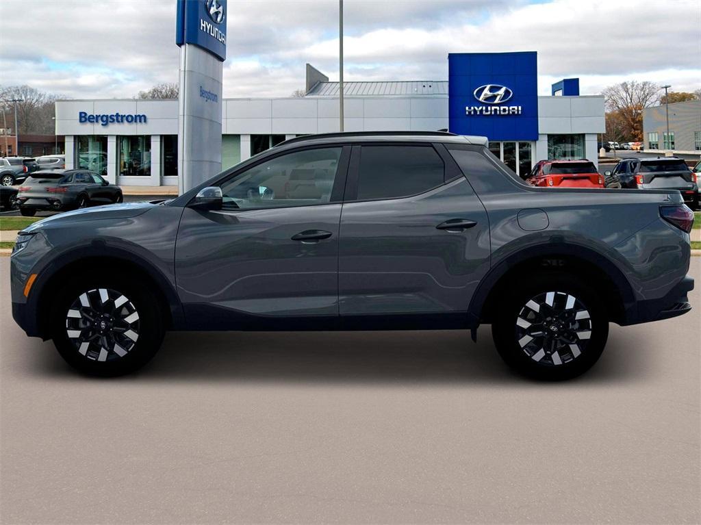 new 2025 Hyundai Santa Cruz car, priced at $33,855