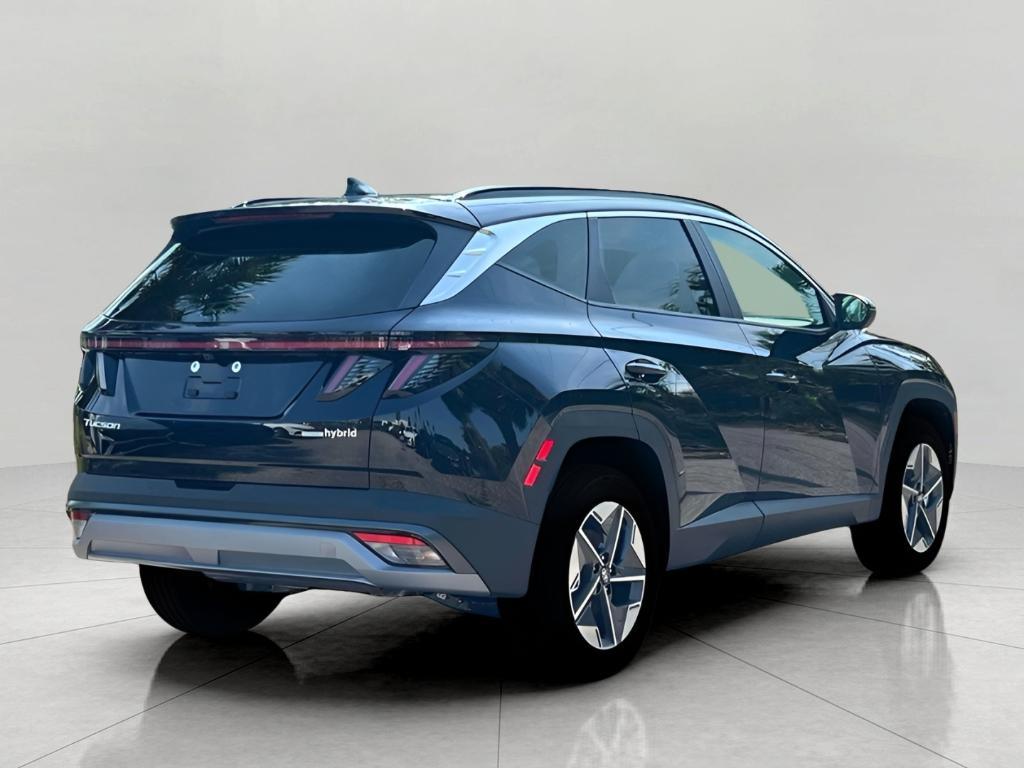 new 2025 Hyundai TUCSON Hybrid car, priced at $35,413
