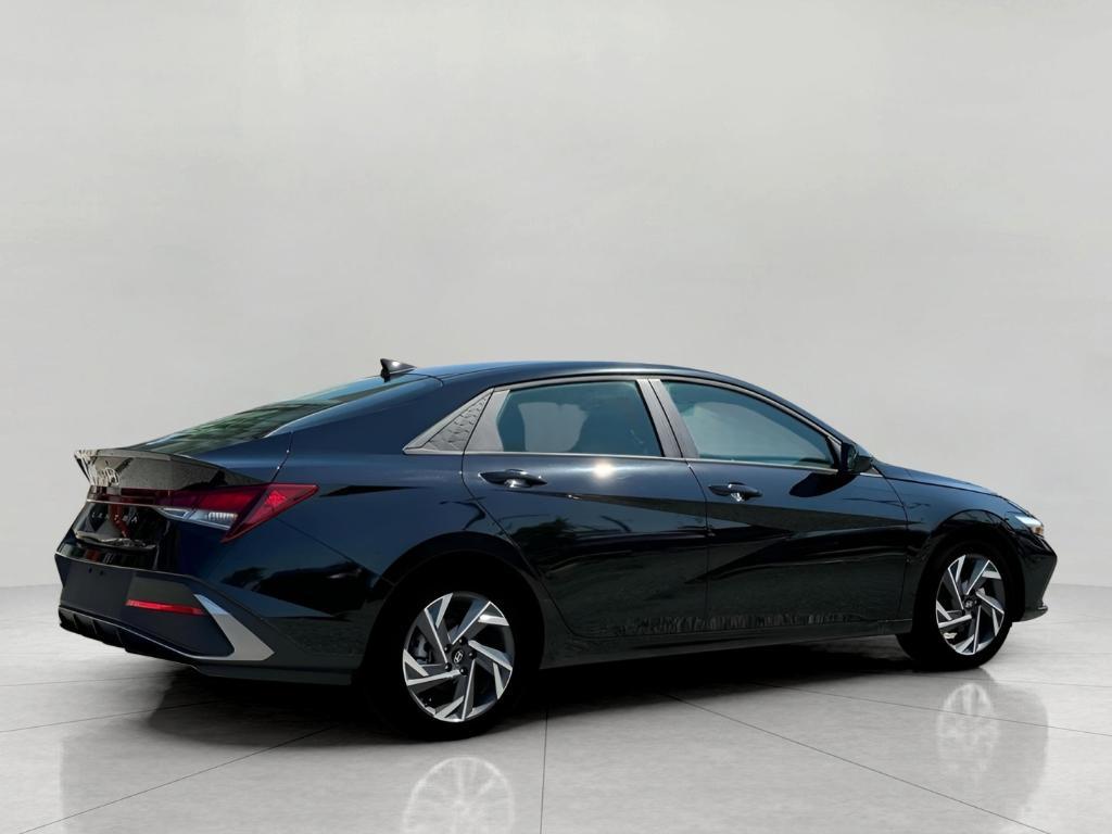 new 2025 Hyundai Elantra car, priced at $23,731