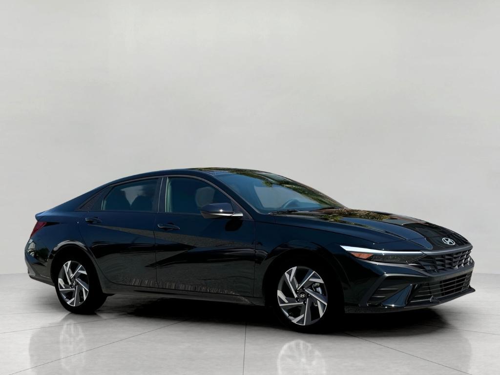 new 2025 Hyundai Elantra car, priced at $23,731
