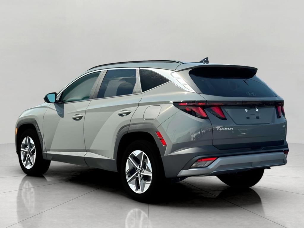 new 2025 Hyundai Tucson car, priced at $33,738