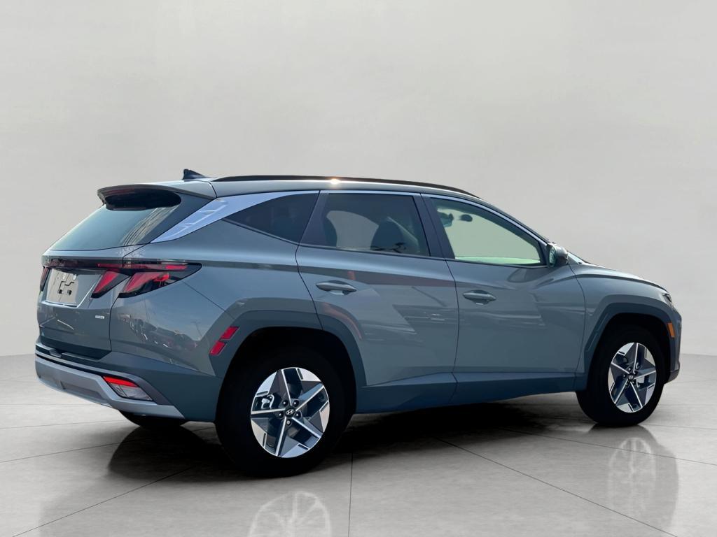 new 2025 Hyundai Tucson car, priced at $33,738