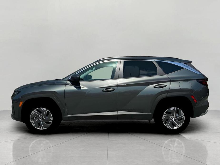 new 2025 Hyundai Tucson Hybrid car, priced at $33,401