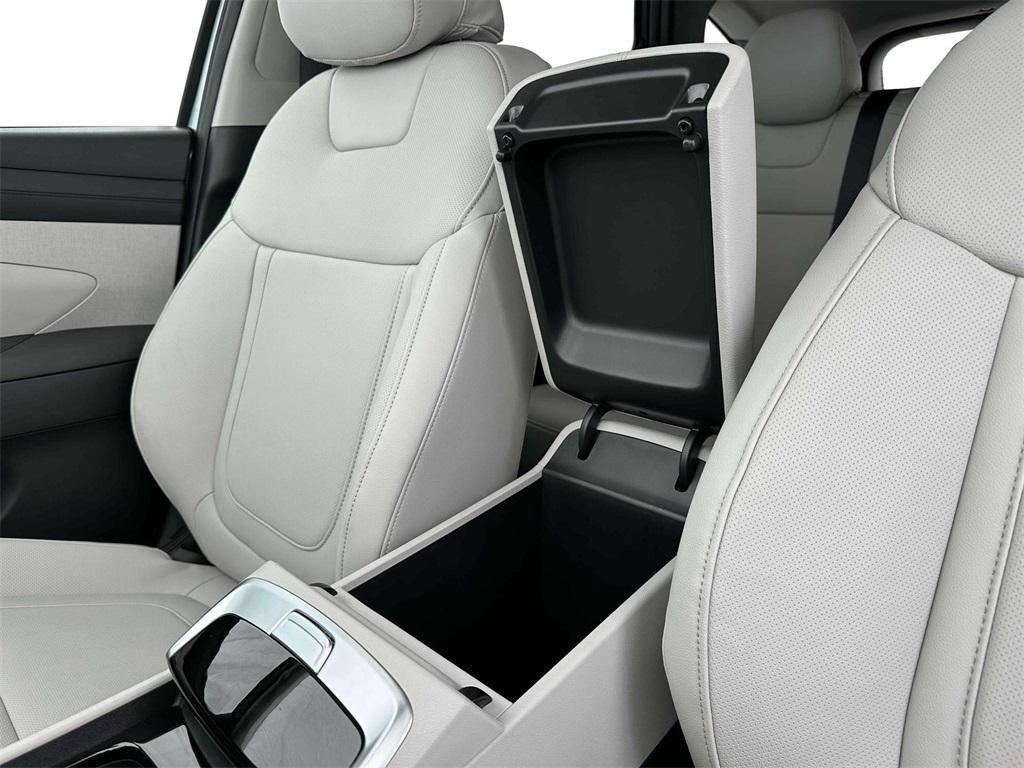 new 2025 Hyundai Tucson car, priced at $36,116