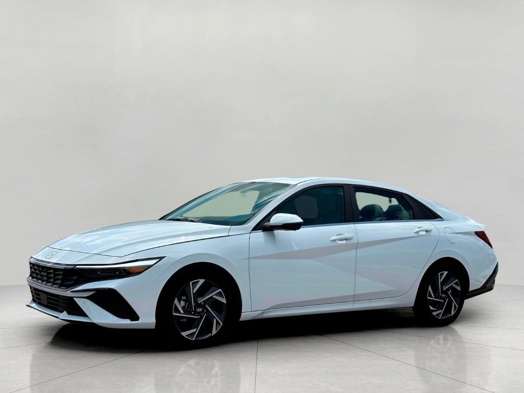 new 2025 Hyundai Elantra car, priced at $27,521