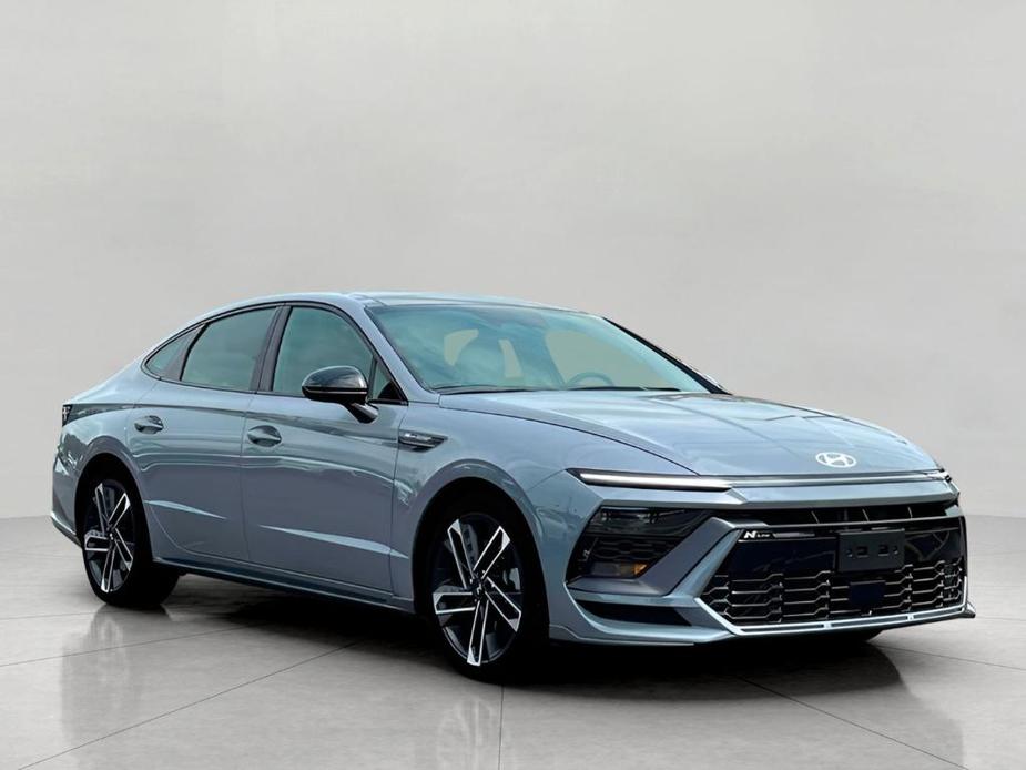 new 2025 Hyundai Sonata car, priced at $34,921