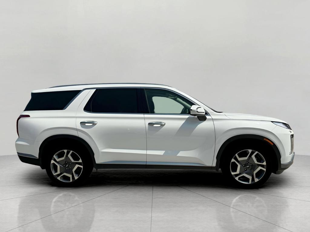 new 2025 Hyundai Palisade car, priced at $47,356
