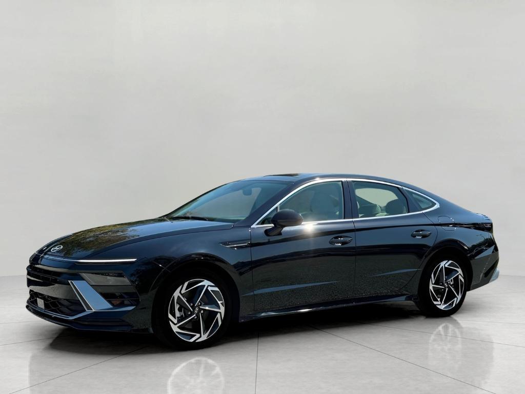 new 2025 Hyundai Sonata car, priced at $31,579