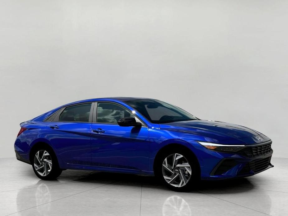 new 2025 Hyundai Elantra car, priced at $23,241