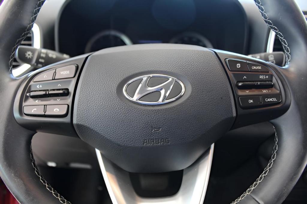 used 2021 Hyundai Venue car, priced at $18,149