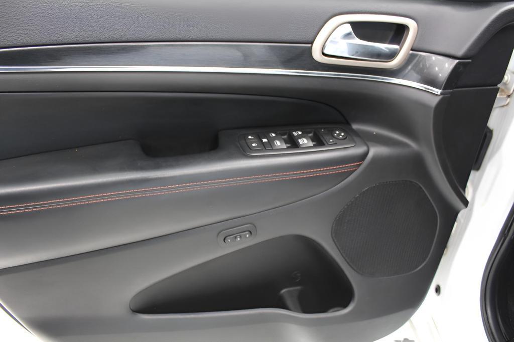 used 2016 Jeep Grand Cherokee car, priced at $9,878