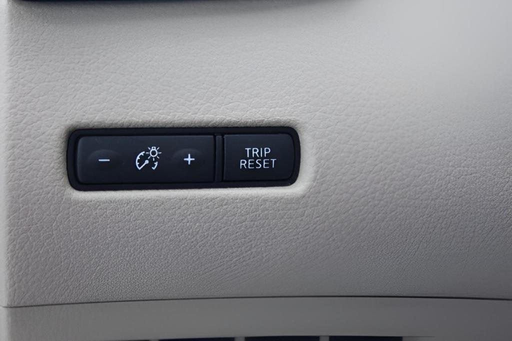 used 2015 Nissan Rogue car, priced at $12,418