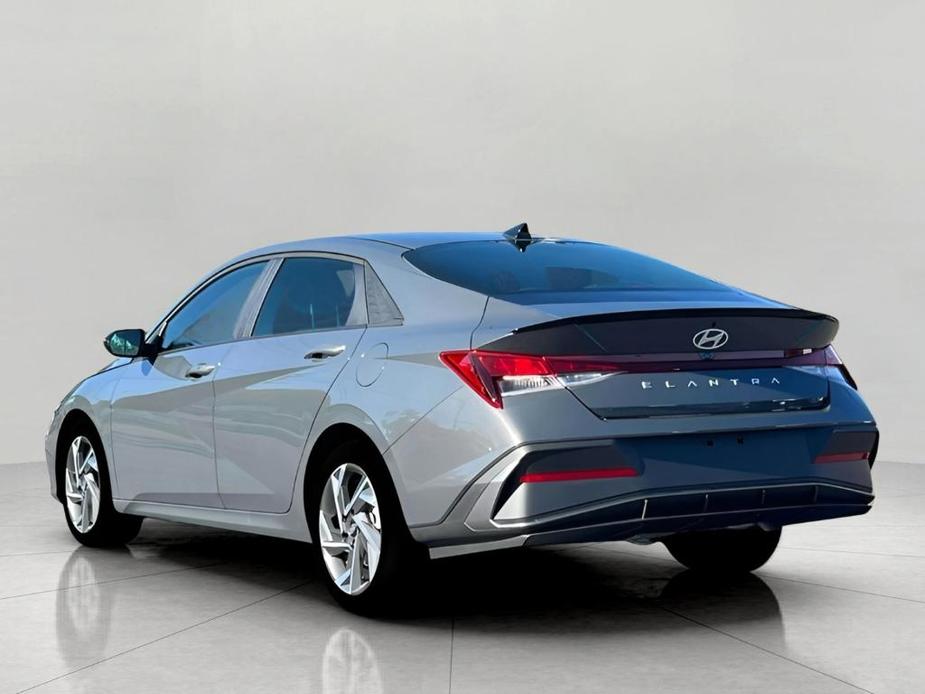 new 2025 Hyundai Elantra car, priced at $23,001