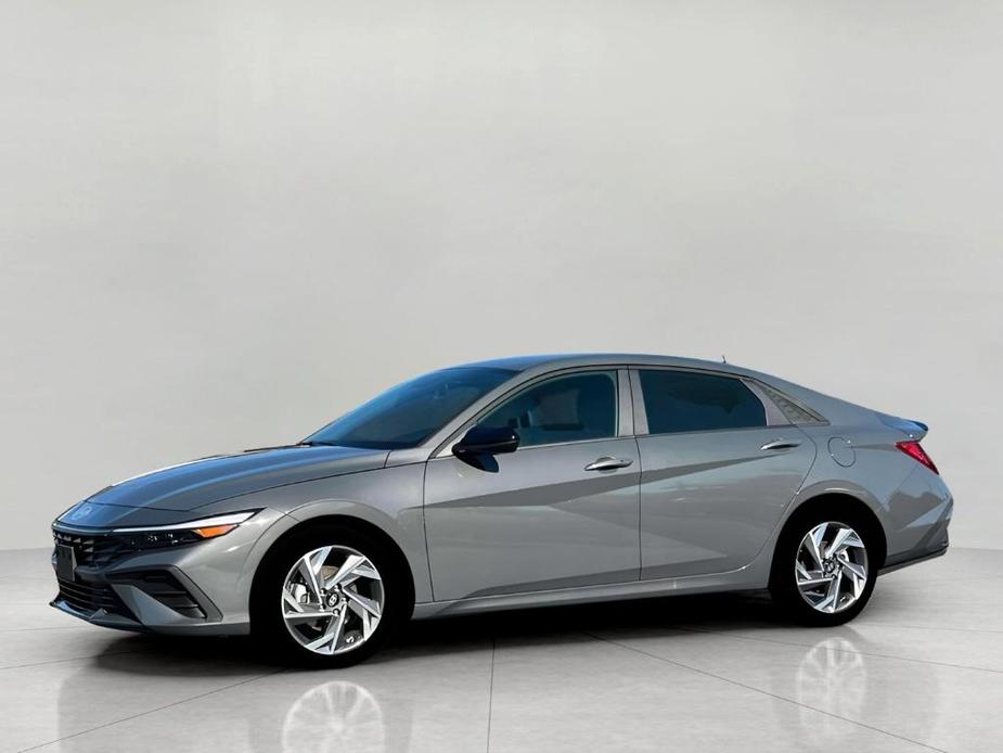 new 2025 Hyundai Elantra car, priced at $23,001