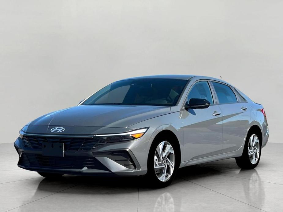 new 2025 Hyundai Elantra car, priced at $23,001